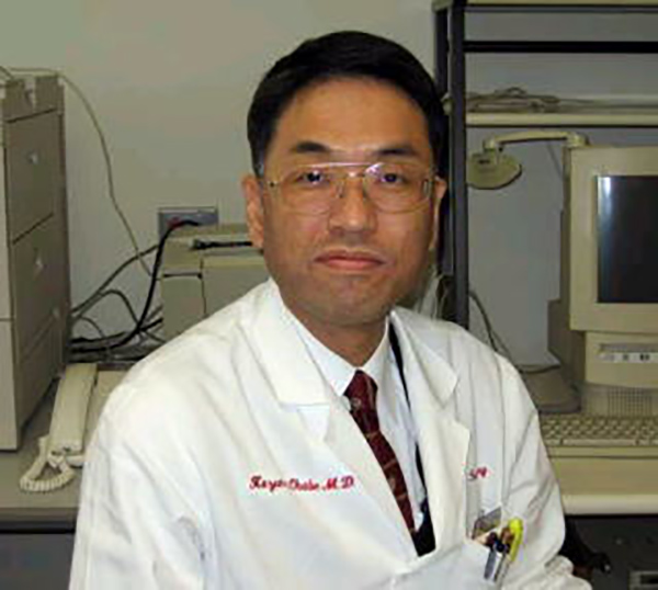 「身に付けた高度な医療技術で呼吸器疾患
の患者さんを助けたい」と話す岡部医師